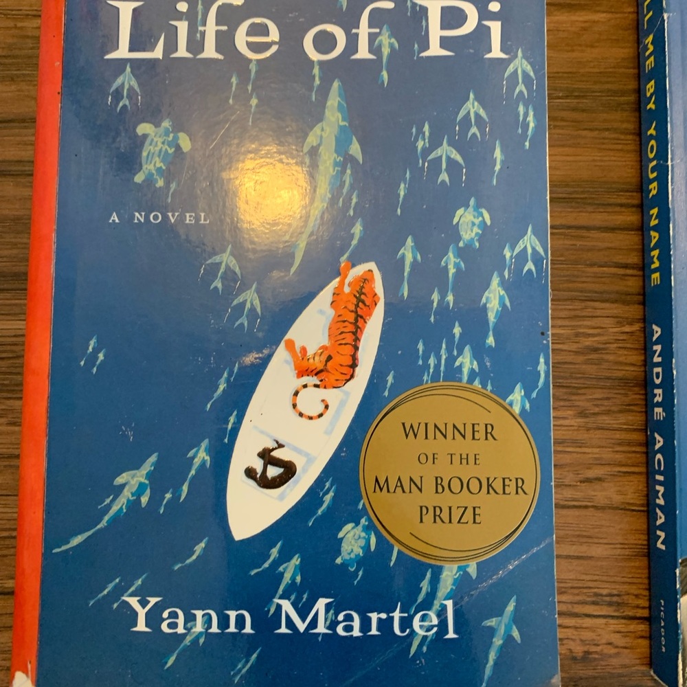 Books - Picture 4 of 6